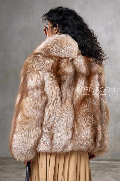 полушубок из золотой лисы