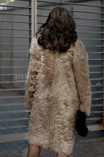 модная двухсторонняя шуба из тиграды