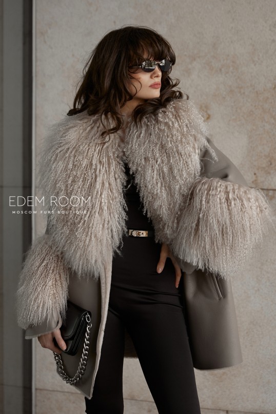 дублёнка с меховым воротником ламы