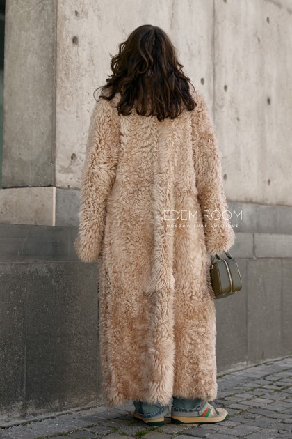 удлиненная шуба - дублёнка из тиградо