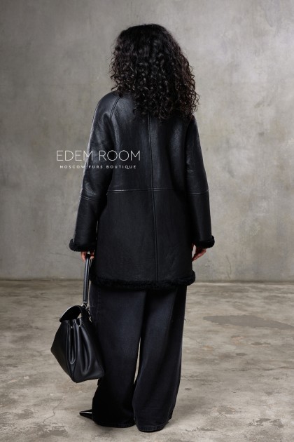 чёрная современная дублёнка