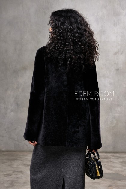 меховая короткая дублёнка