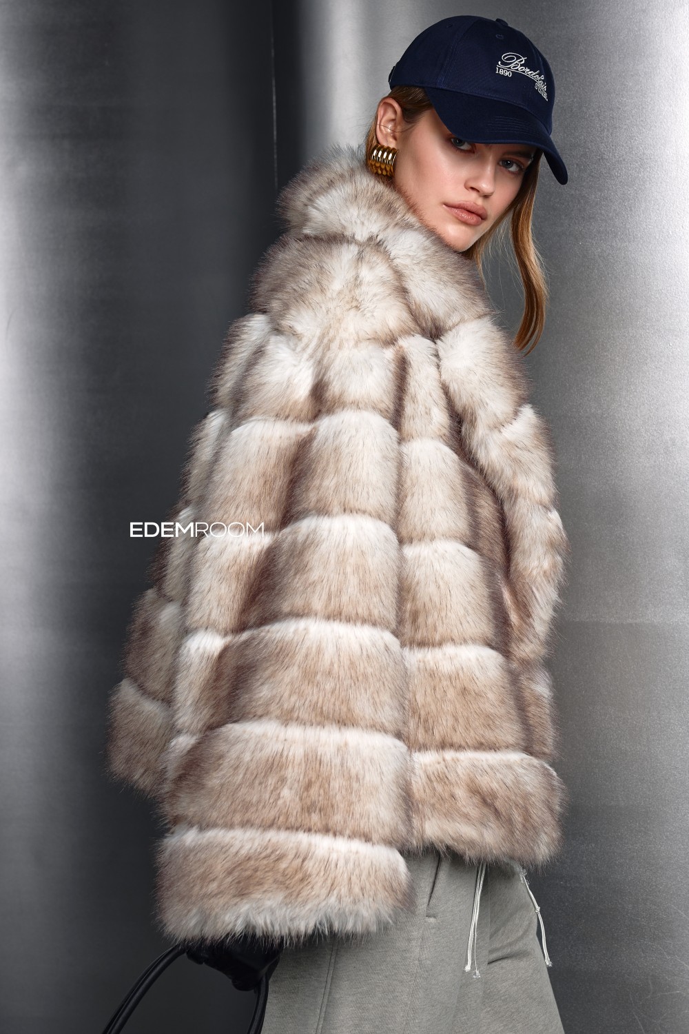 полушубок из эко-меха под куницу