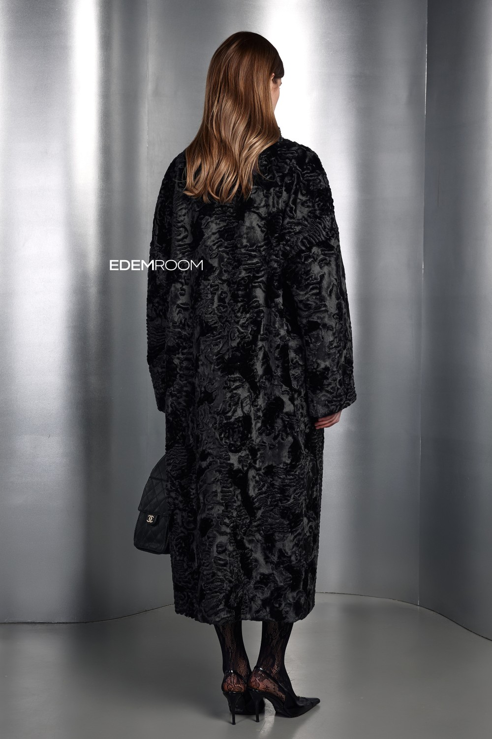 шуба из эко меха под каракуль