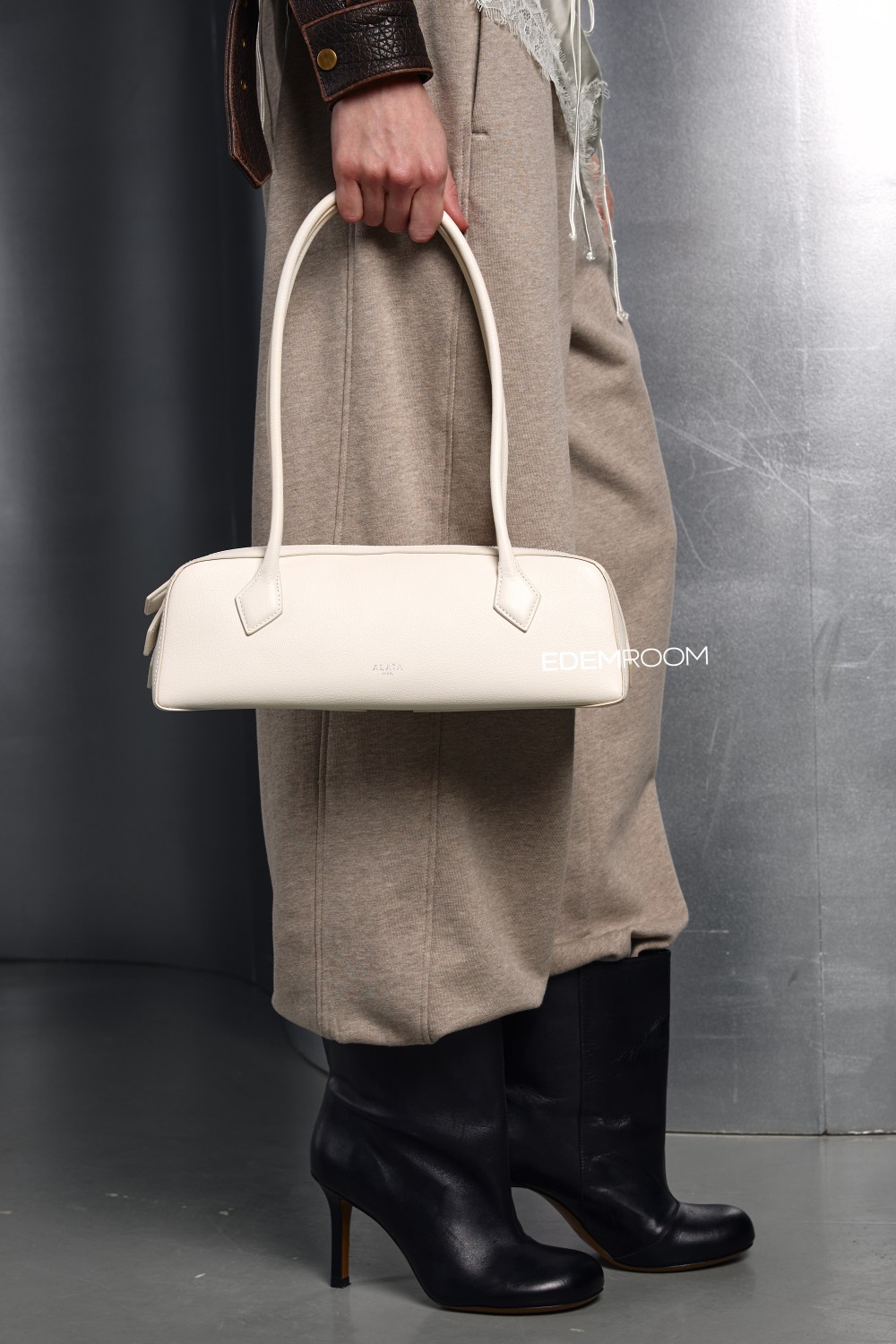 сумка белая Alaia