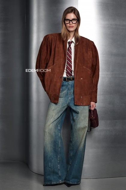 Замшевая куртка на кнопках