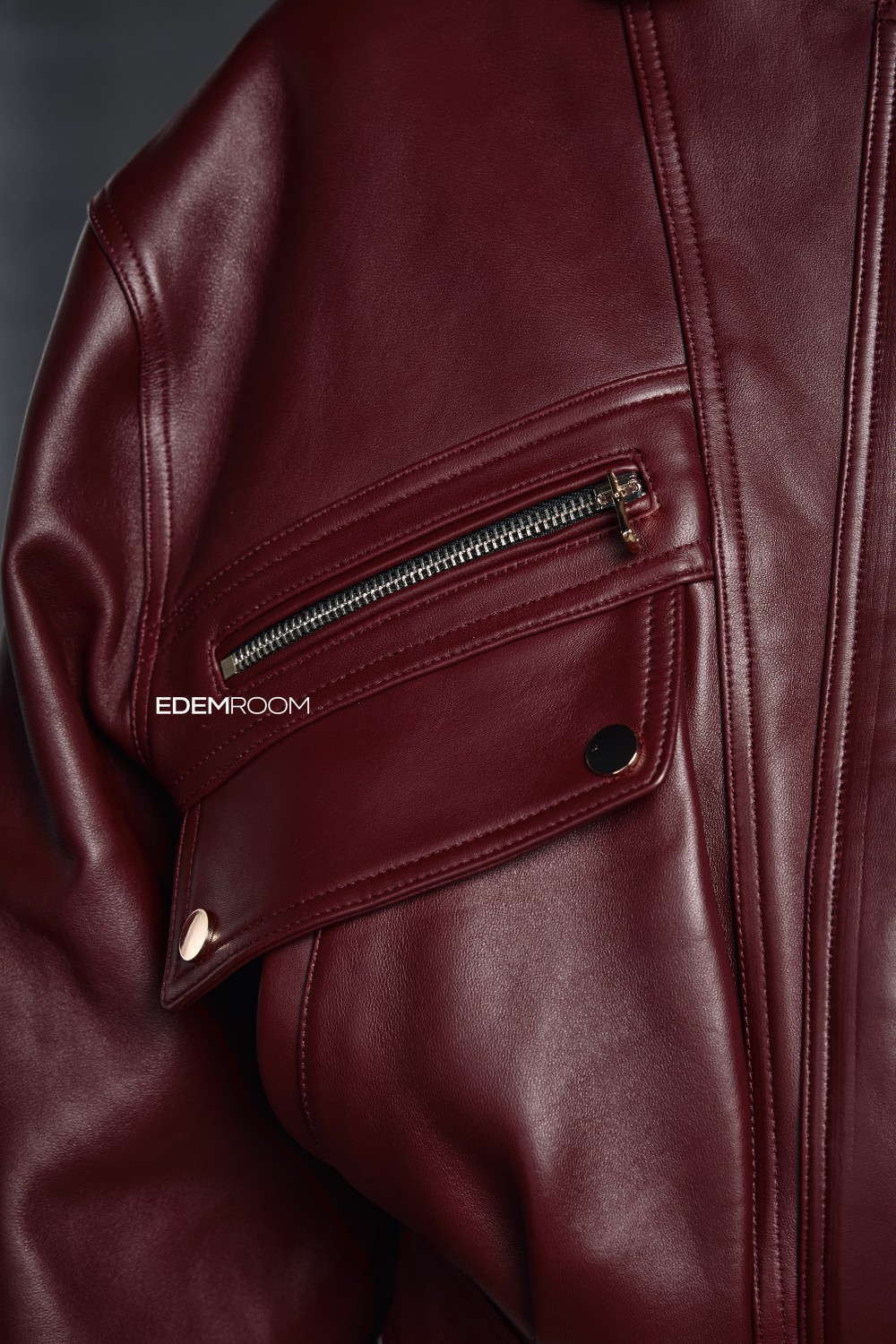 кожаная куртка - бомбер