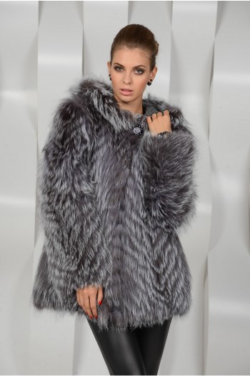 Женское пальто из чернобурки