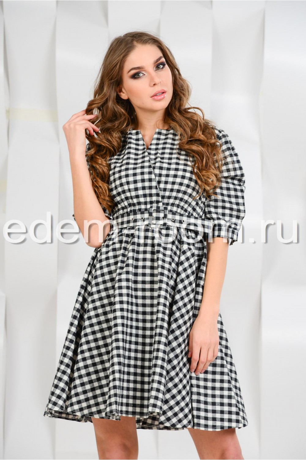 Цена на Модное платье в клетку в Москве
