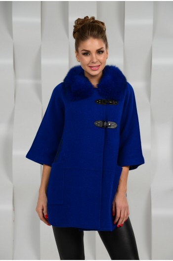 Красивое синее пальто