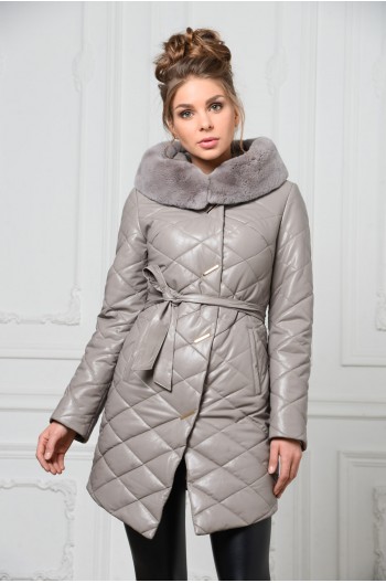 Утеплённое пальто из эко-кожи