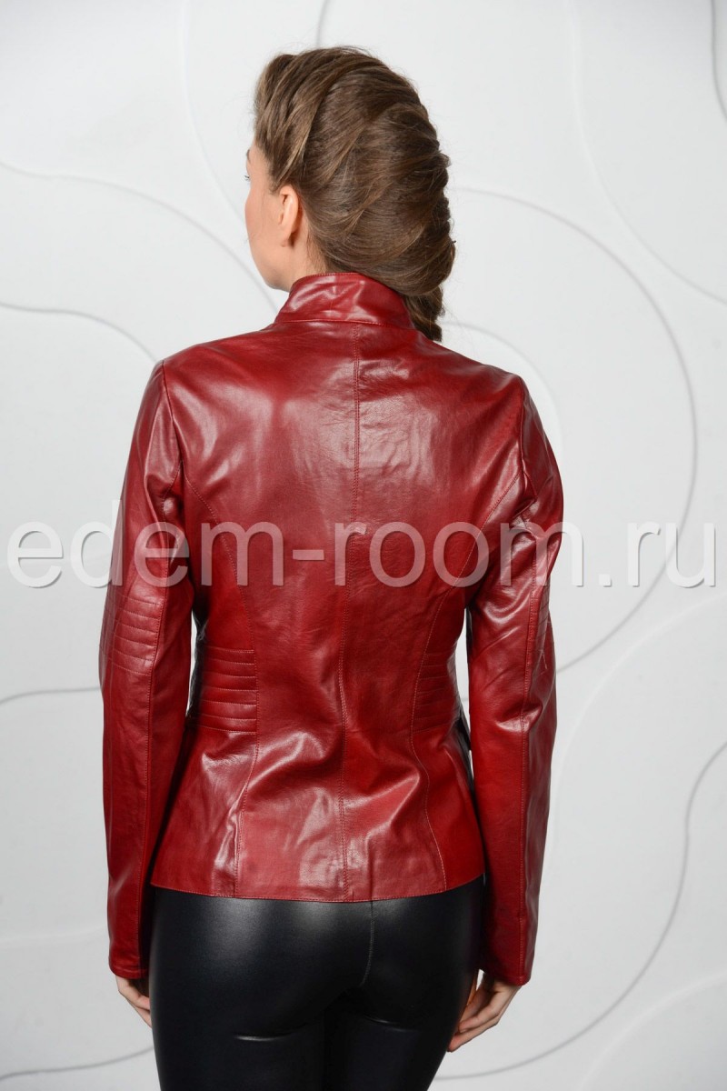 Женская куртка из эко-кожи