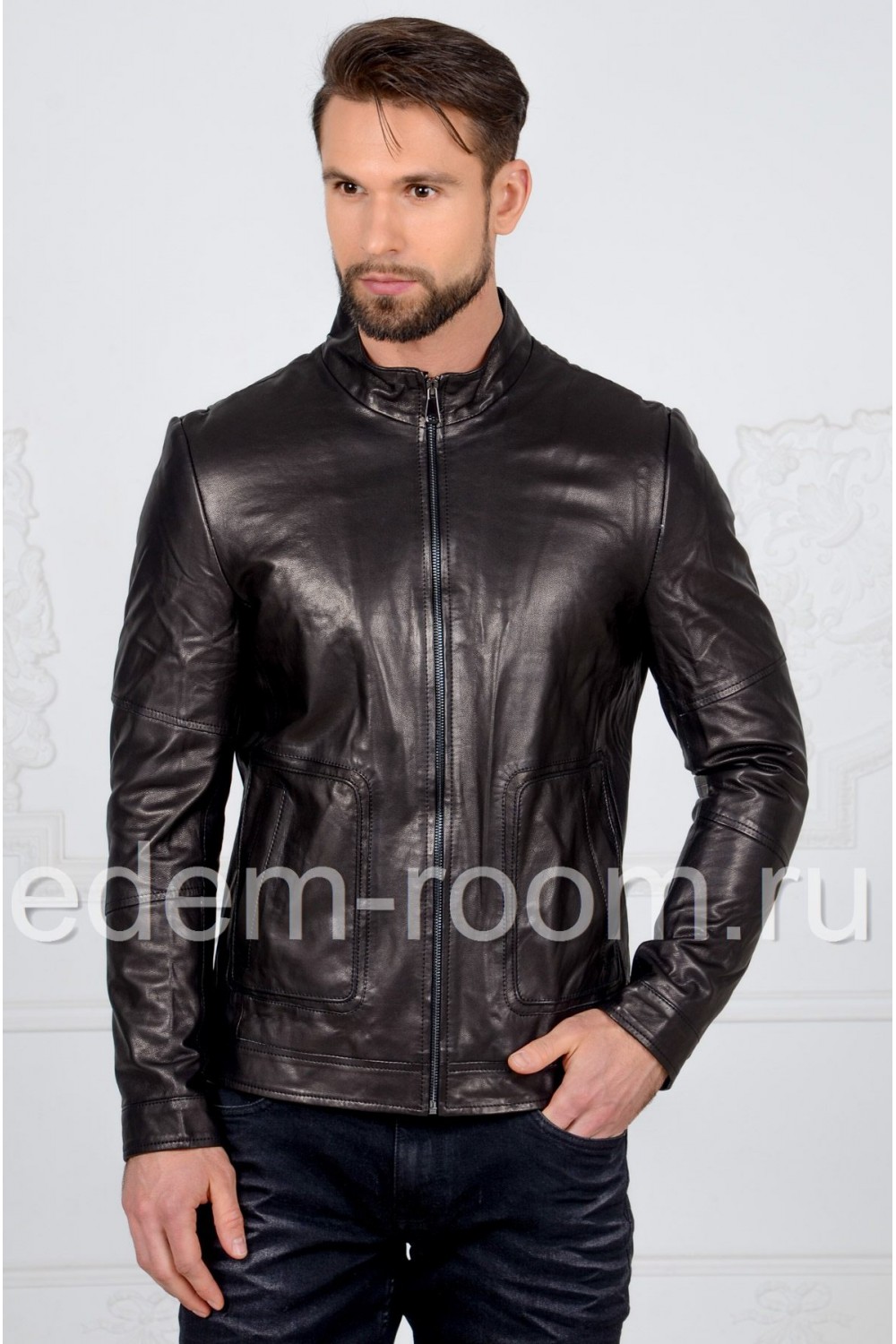 Чёрная мужская кожаная куртка
