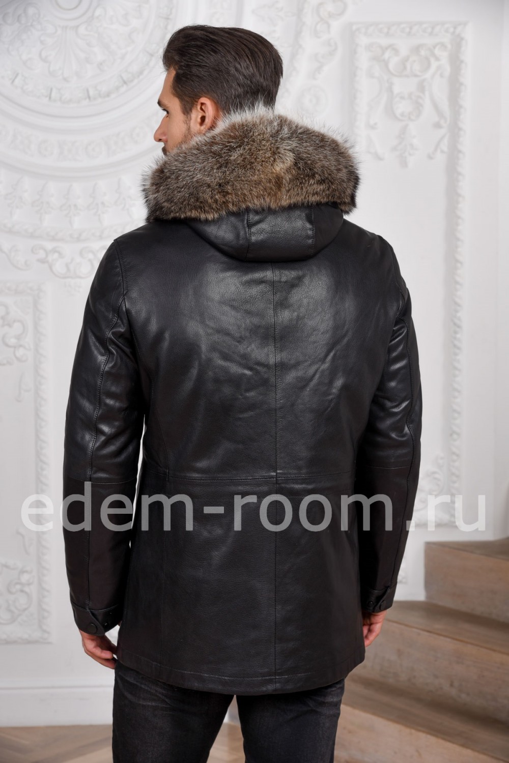 Зимняя куртка из кожи