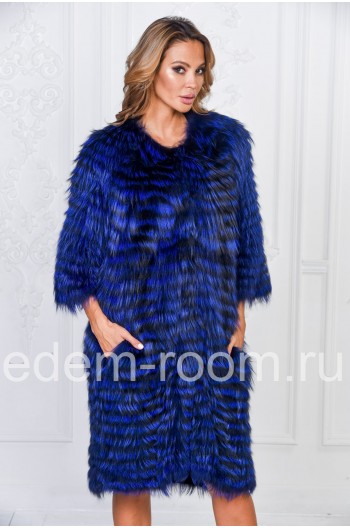 Синее меховое пальто из лисы