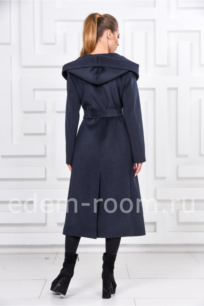 Пальто для женщин с капюшоном