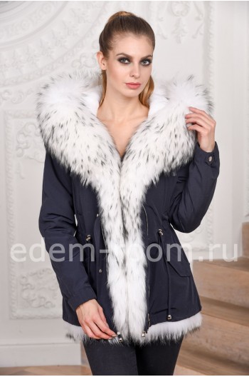 Зимняя парка-куртка с мехом белого енота