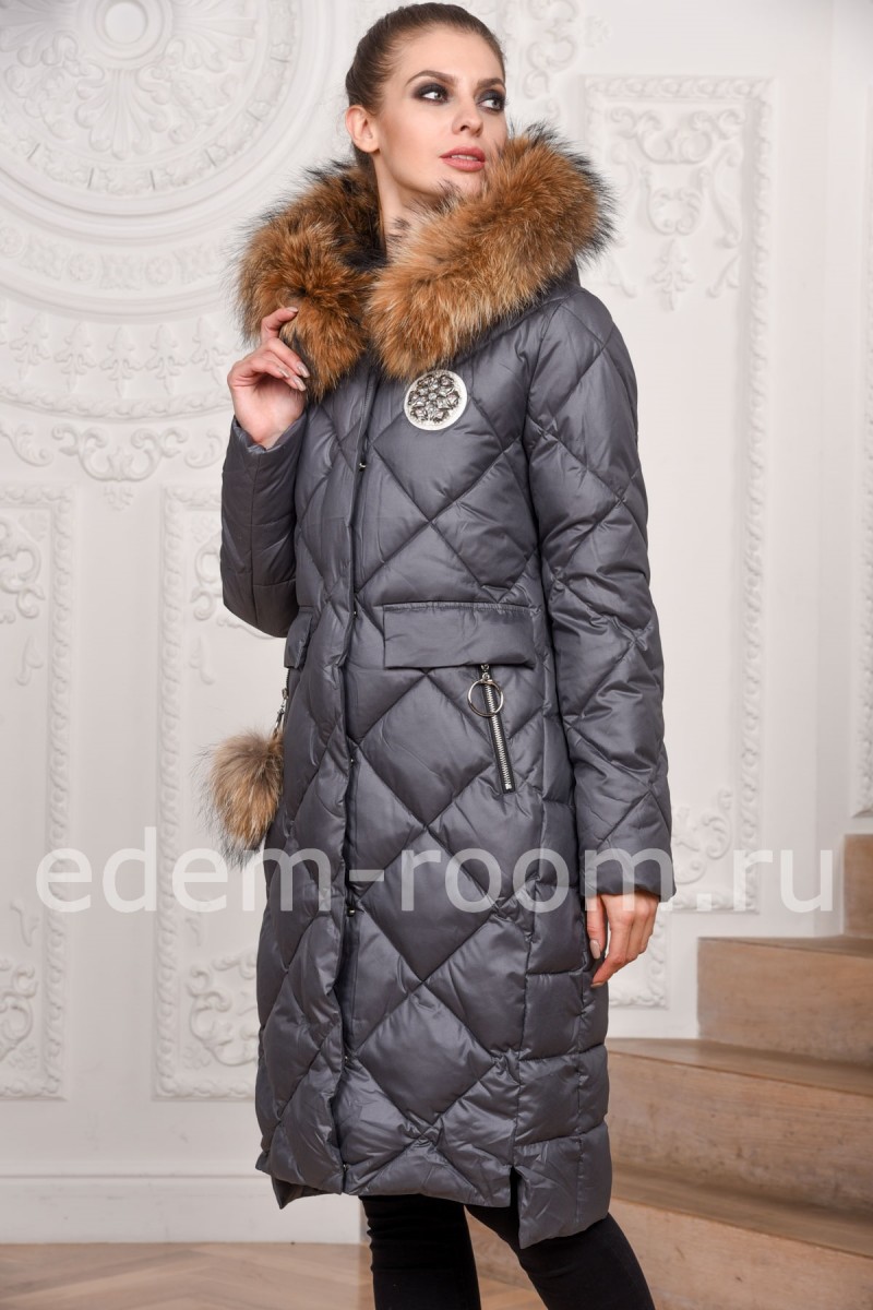 Зимние пуховое пальто с мехом