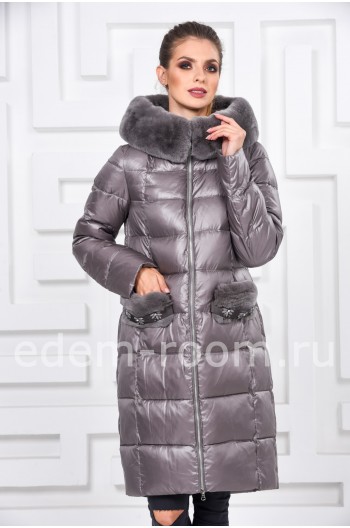 Зимнее пуховое пальто с капюшоном