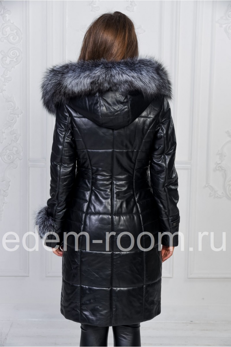 Женское зимнее кожаное пальто с мехом