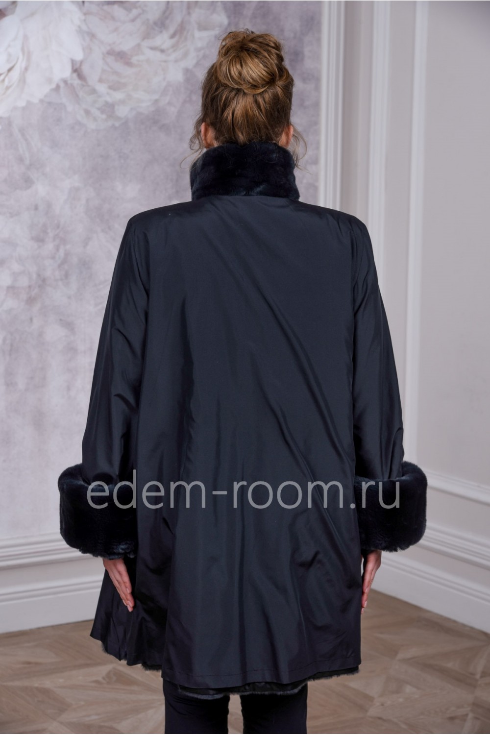 Женское меховое пальто на большие размеры
