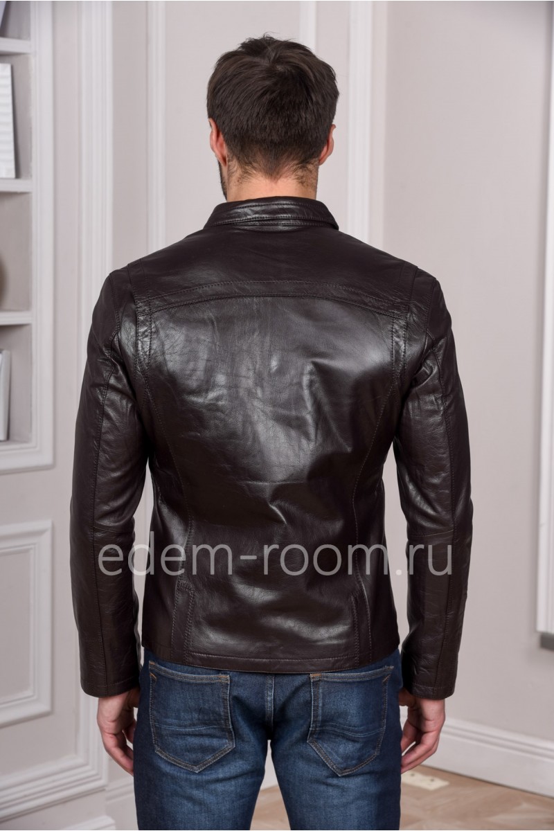 Черная кожаная куртка из натуральной кожи с пуговицами