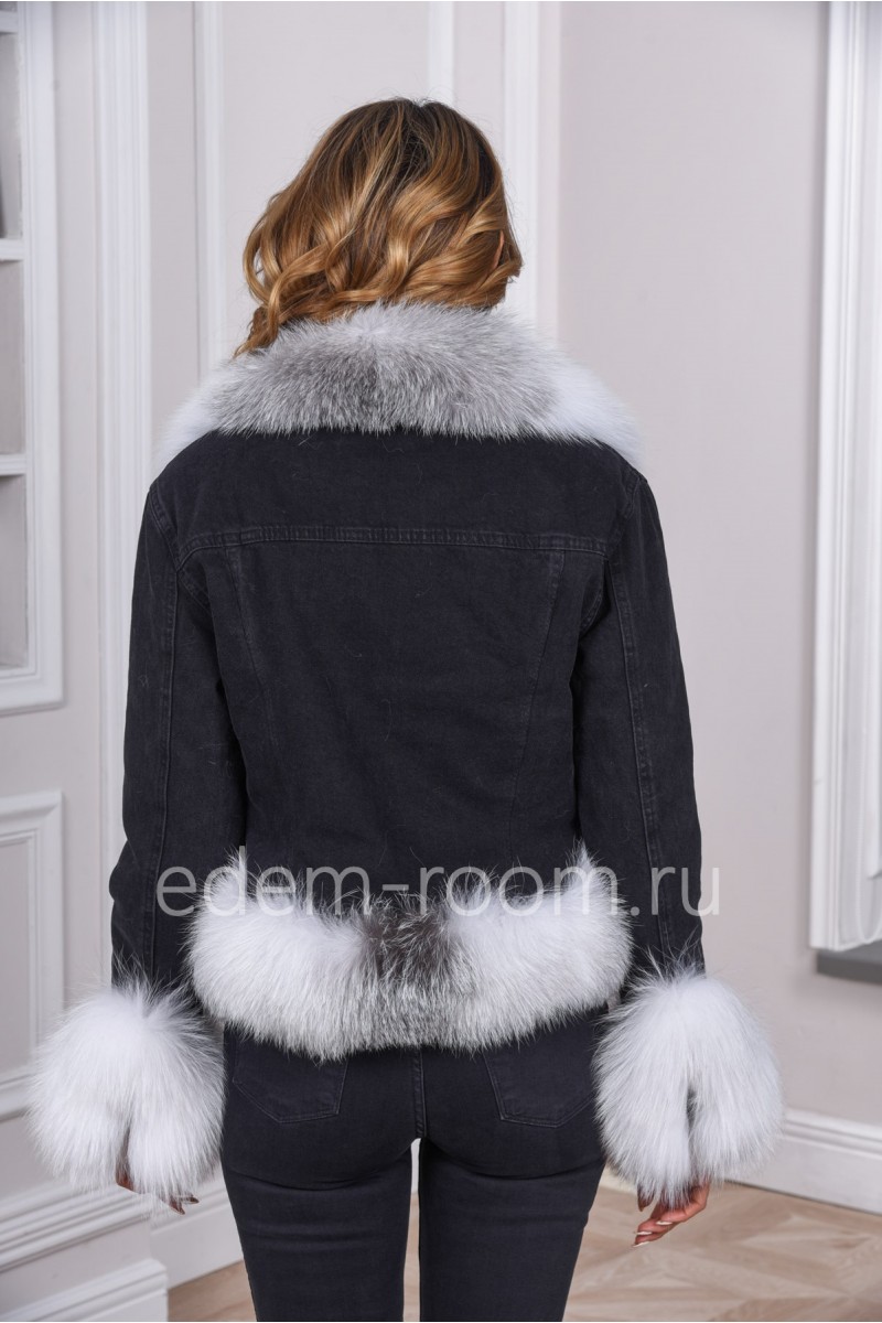 Джинсовая куртка с мехом арктической лисы