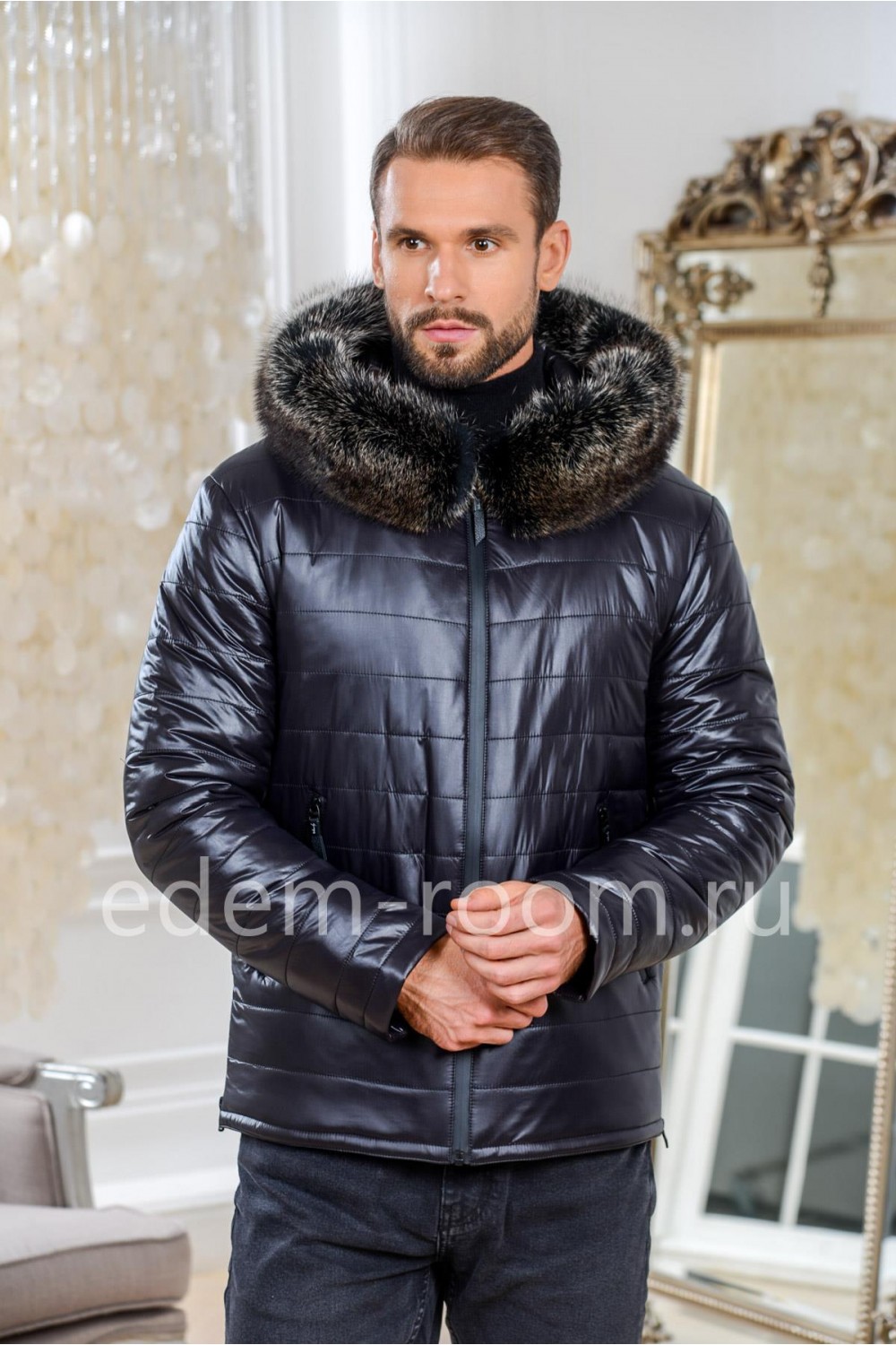 Зимняя мужская куртка с меховым капюшоном