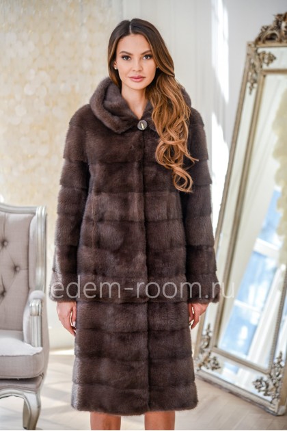 Женская норковая шуба 