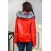 Красная куртка из эко-кожи для весны