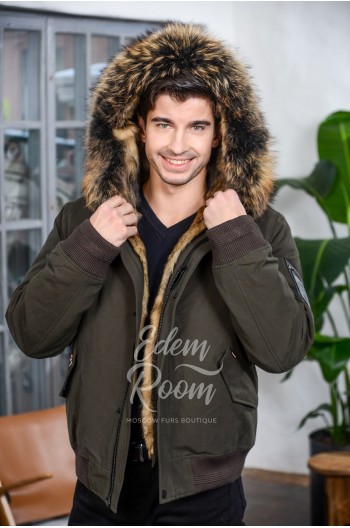 Зимняя мужская куртка на волке