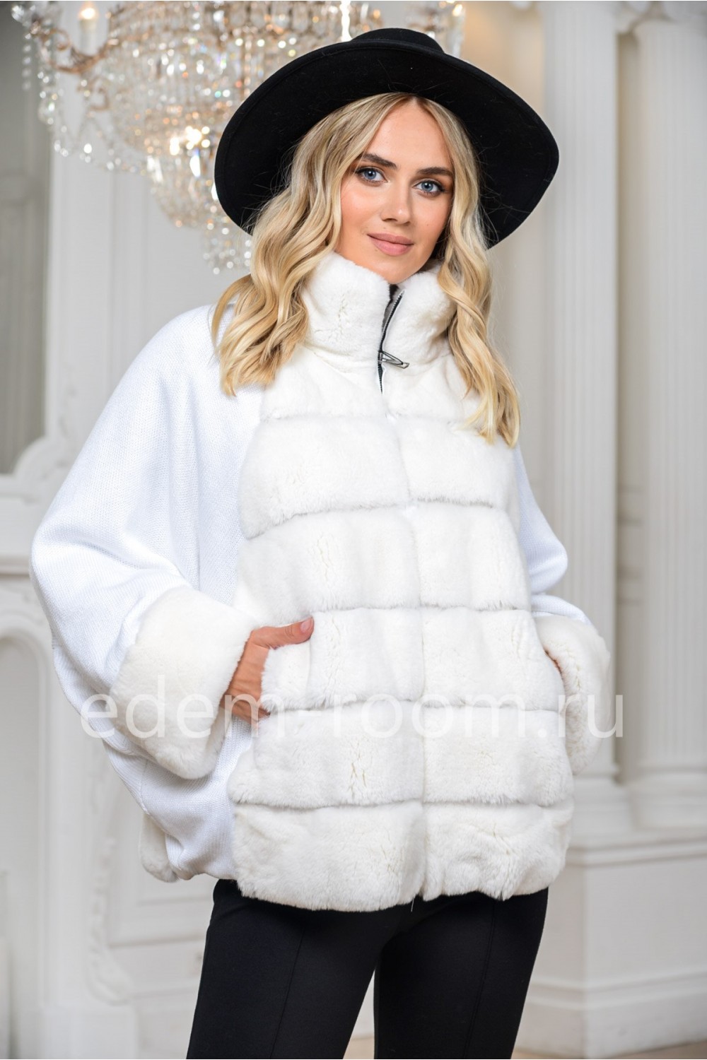 Белая куртка из кролика и трикотажа