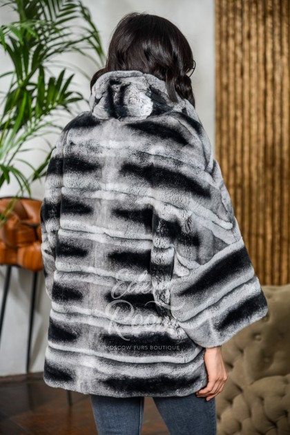Укороченная шубка из шиншиллового кролика