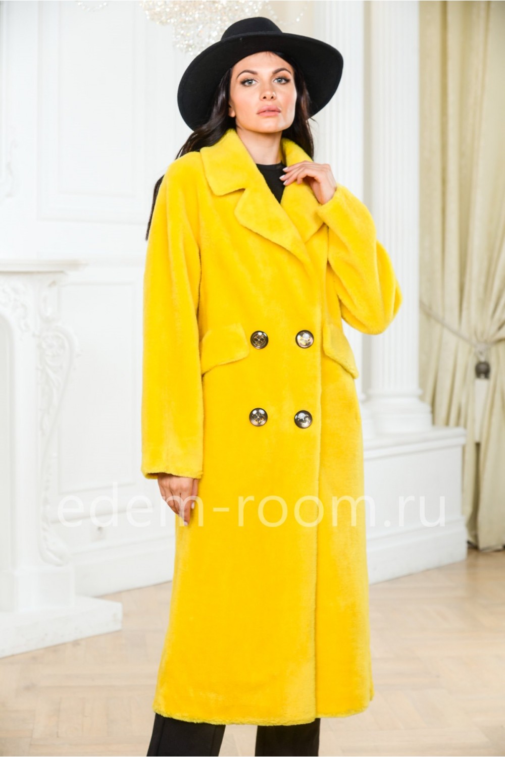Лимонное пальто из шерсти 