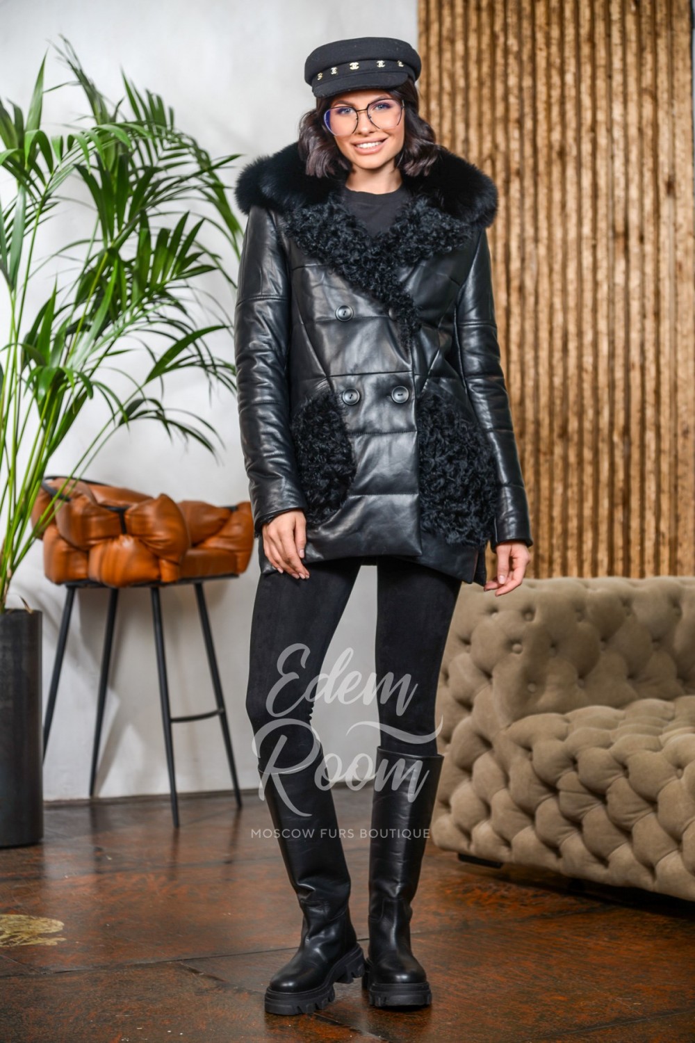 Утеплённая кожаная куртка-пальто с меховыми карманами