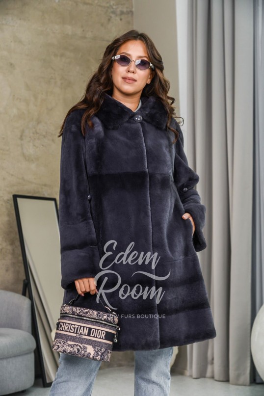 Шуба для женщин из бобрика