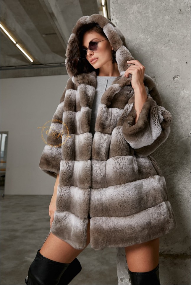 Шуба из кролика рекса с капюшоном