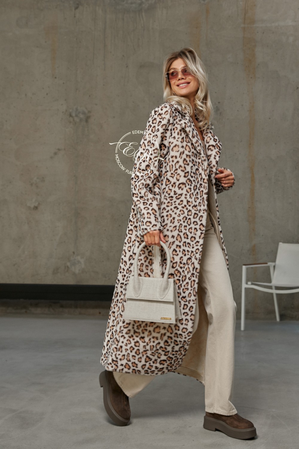 Леопардовое пальто из натуральной шерсти