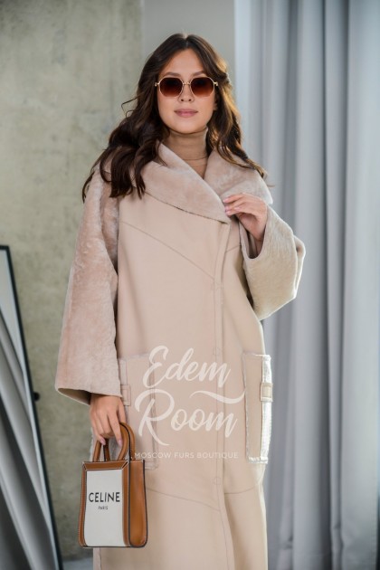 Светлая дублёнка для современных женщин