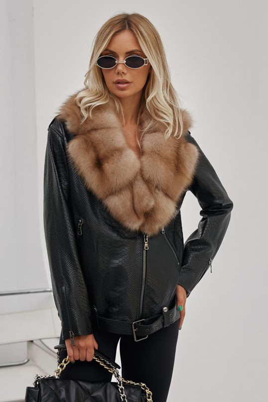 Кожаная куртка с воротником из меха куницы