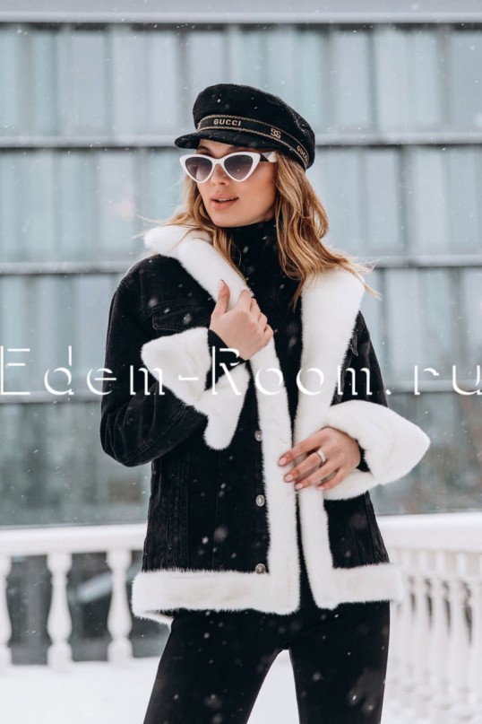 Джинсовая куртка с белой норкой