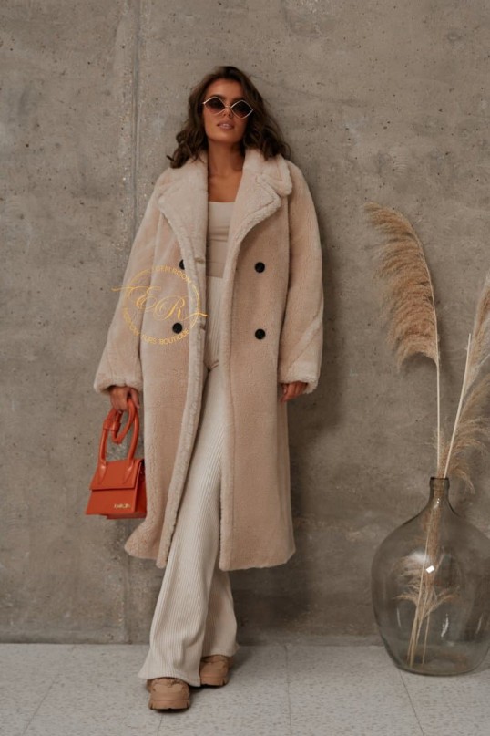 Современная шуба из экологической шерсти