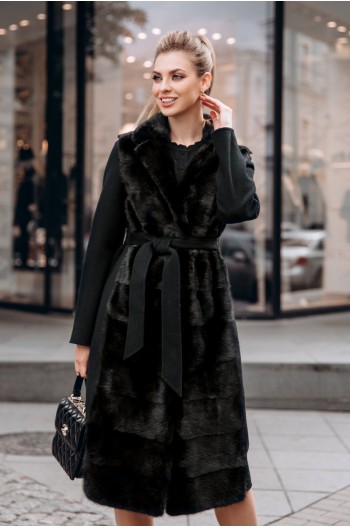 Чёрное демисезонное пальто с мехом норки