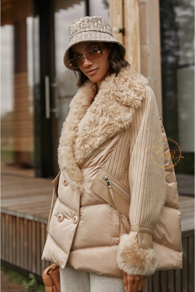 Модный пуховик с мехом тиградо.  Италия