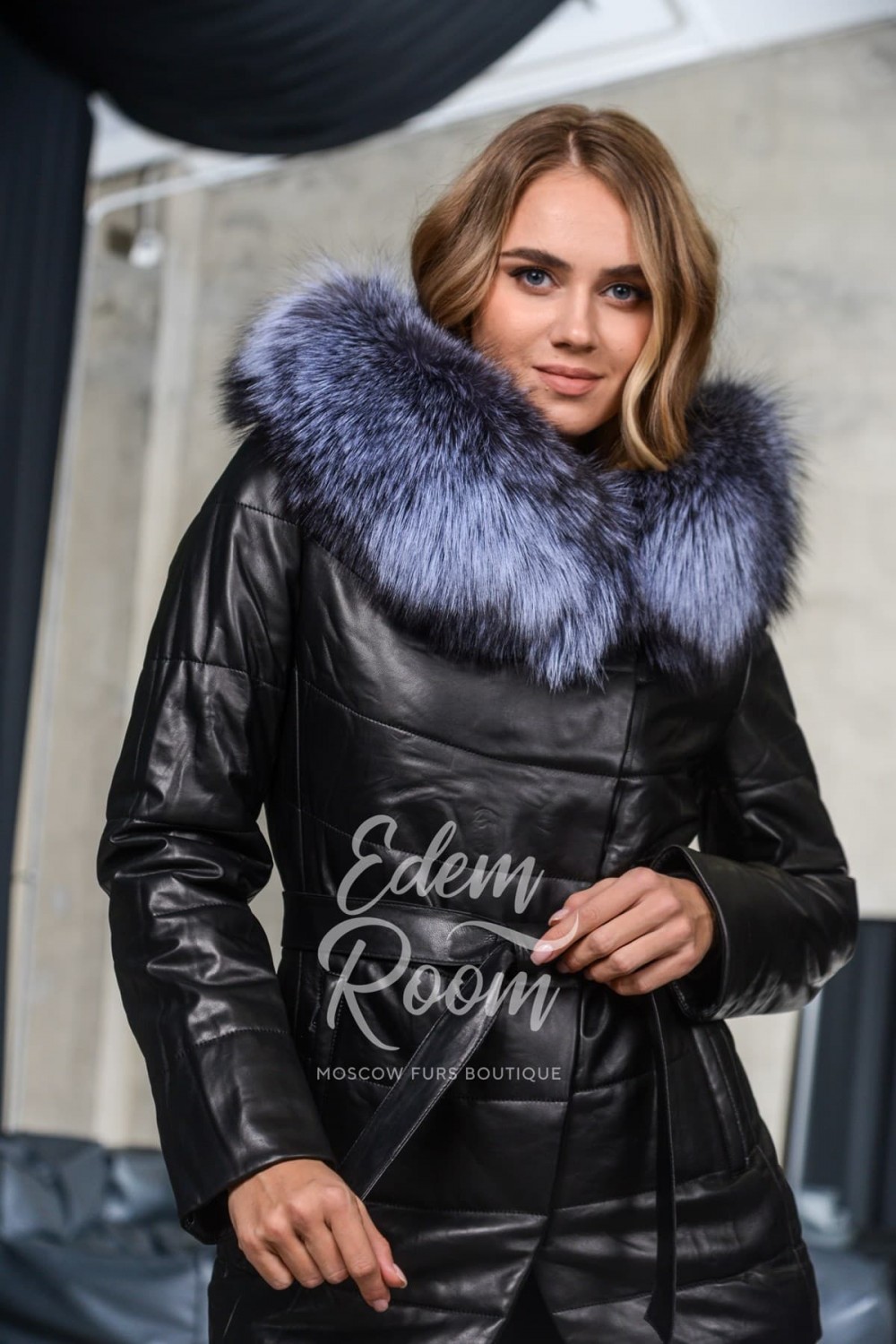 Зимние женские куртки и пальто с мехом
