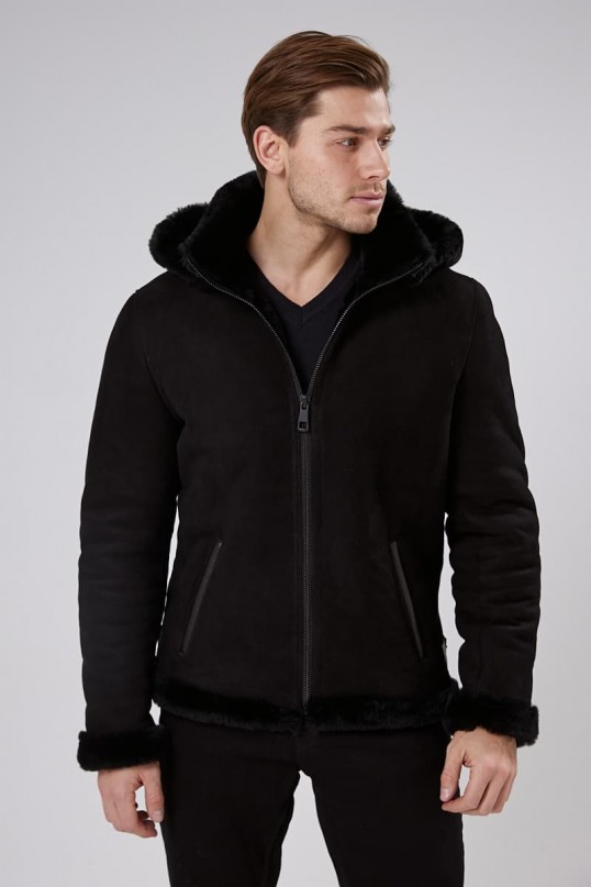Мужская чёрная куртка - дублёнка с капюшоном Мужская чёрная куртка - дублёнка с капюшоном