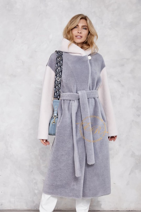 Шуба - пальто шерстяная под пояс