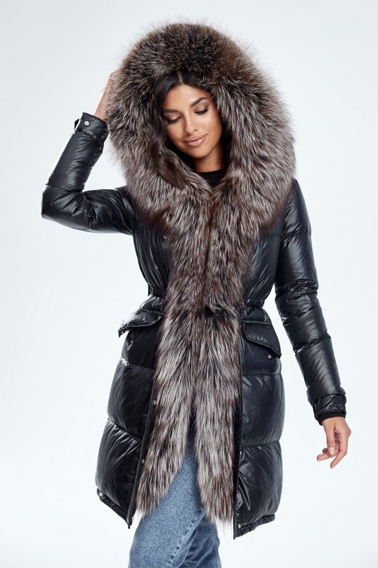 Облегчённая парка на пуху