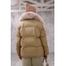 Легкая куртка - пуховик с мехом лисы