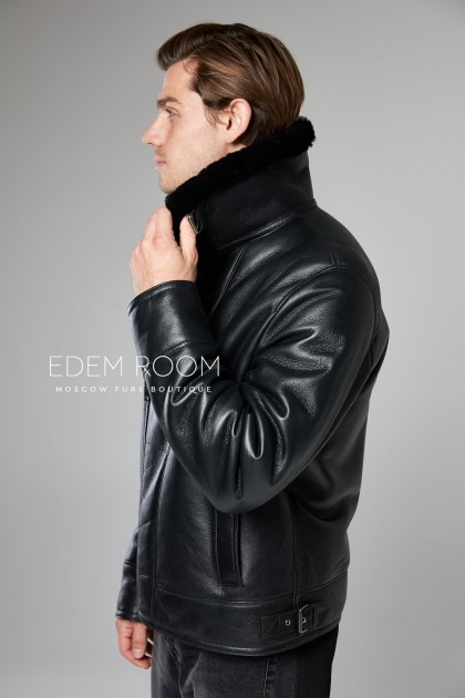 чёрная куртка - дублёнка на молнии